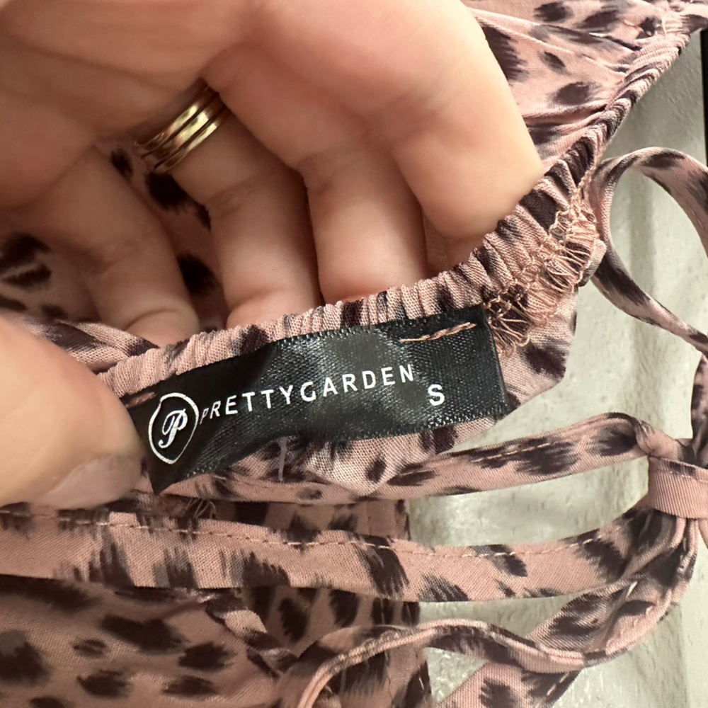 NWT Pretty Garden Dress - Picture 5 of 7